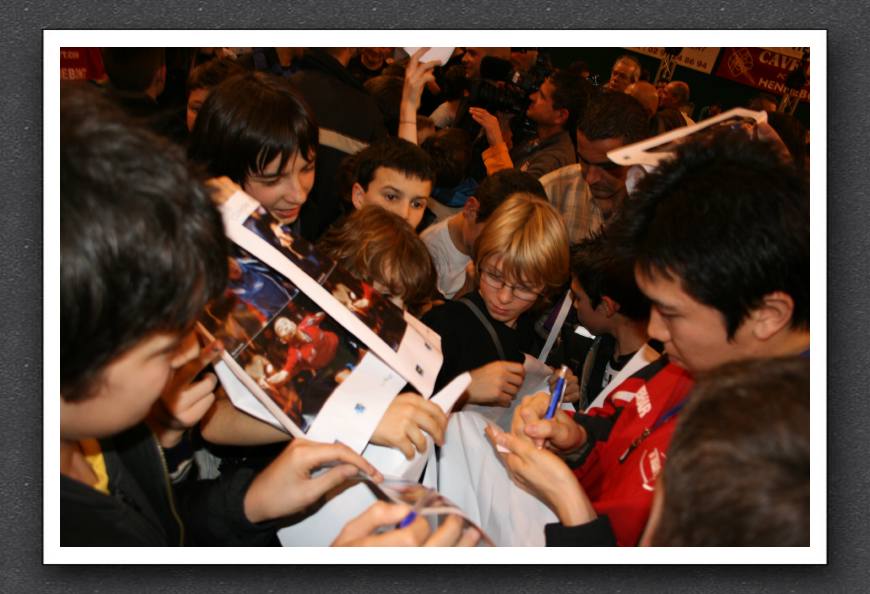 Séance d'autographes avec Riu Seung Min (n°8)